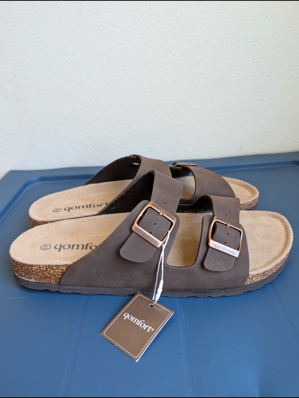 NWT qcomfort Brown Double-Buckle Slide Sandal Women's Size 10.5